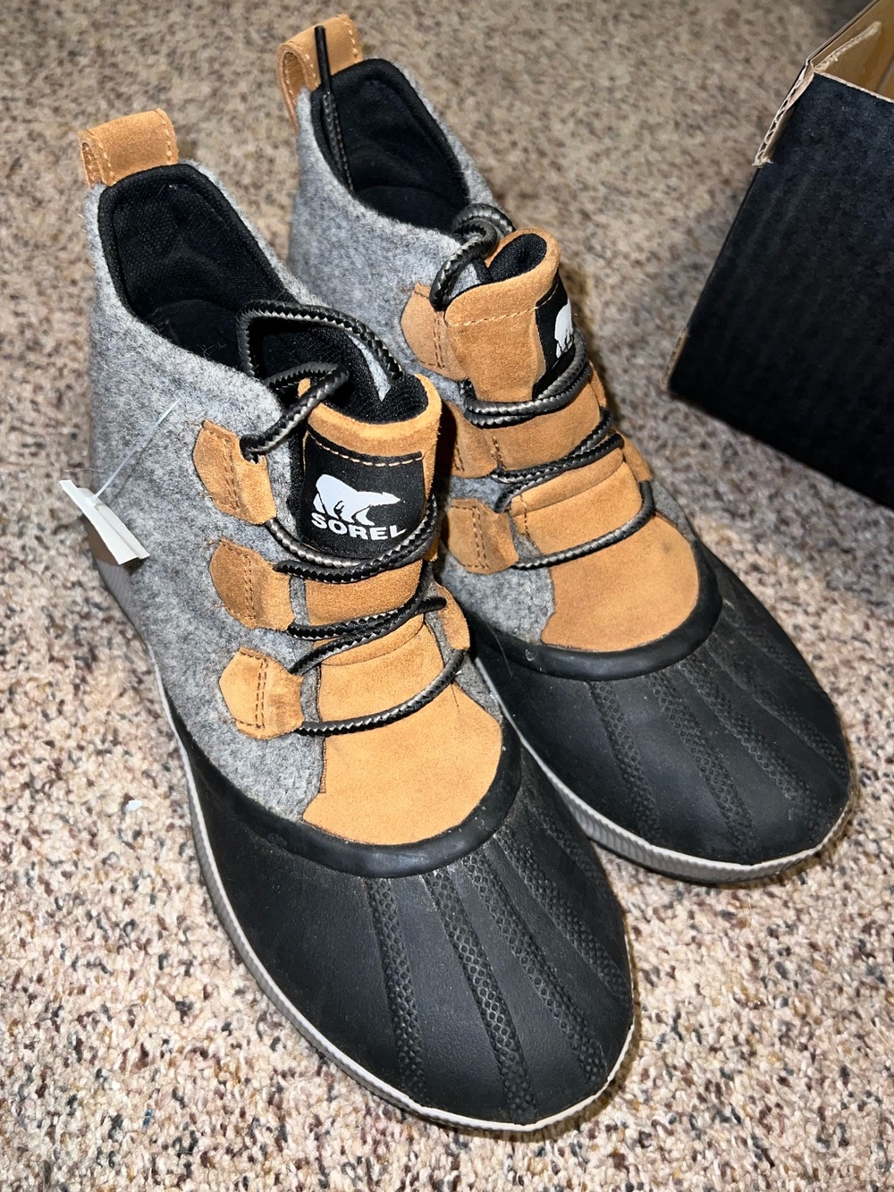 Sorel Out N About Classic Waterproof Duck Boots Grey Felt Suede Women’s 9